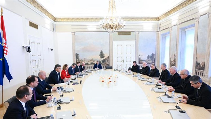 Nastavak konstruktivnog dijaloga i suradnje Vlade i HBK